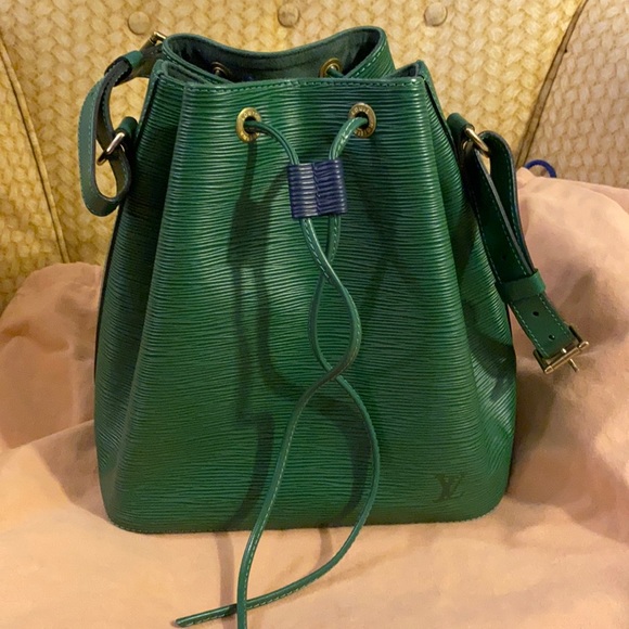 Perfect!! Louis Vuitton Noe epi green leather bucket handbag - Picture 1 of 16
